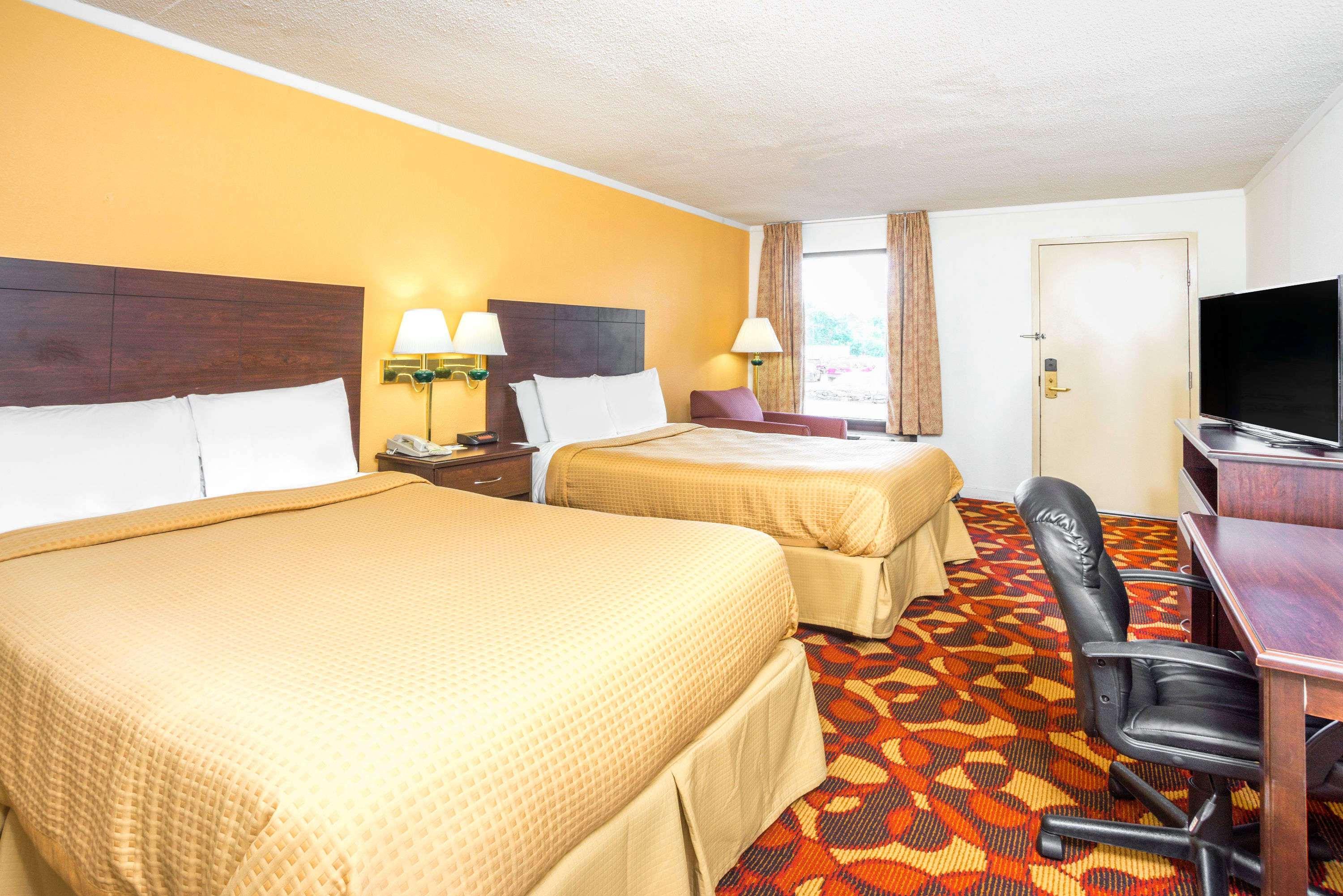 Days Inn By Wyndham Salem Eksteriør bilde